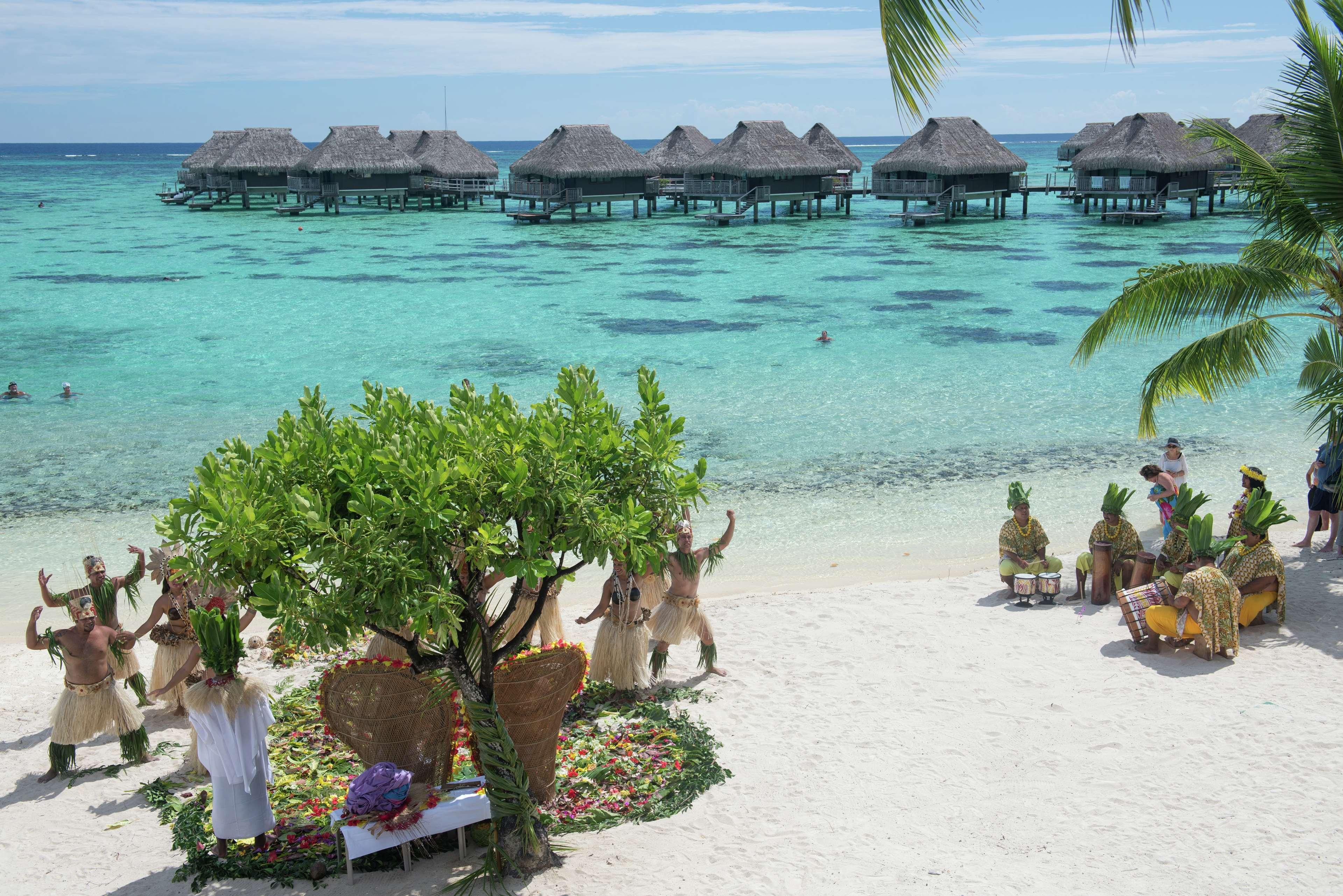 Hilton Moorea Lagoon Resort & Spa Papetoai Exterior photo