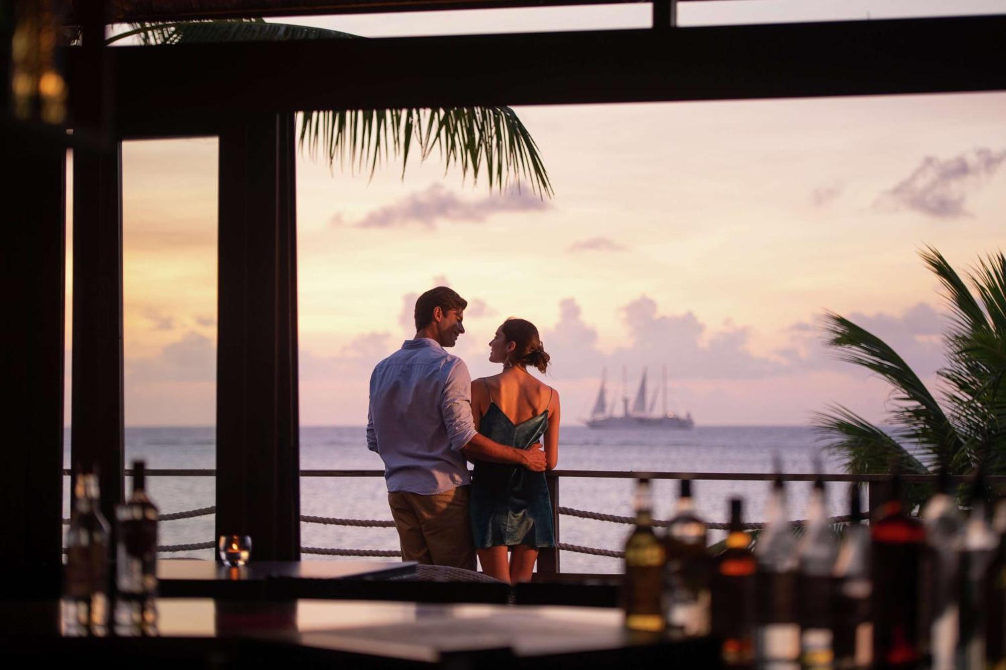 Hilton Moorea Lagoon Resort & Spa Papetoai Exterior photo