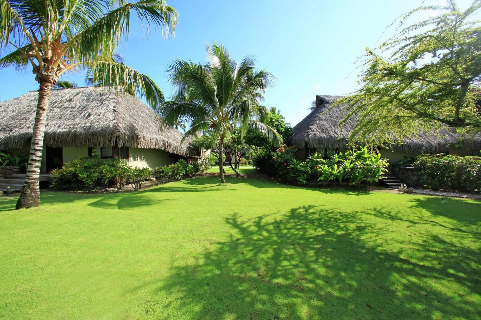 Hilton Moorea Lagoon Resort & Spa Papetoai Exterior photo